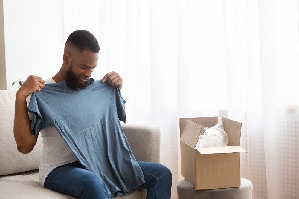 Top 5 Reasons Consumers Buy Their T-Shirts Online