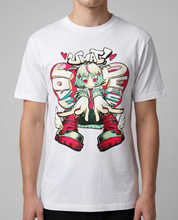 Love & Peace • T-Shirt