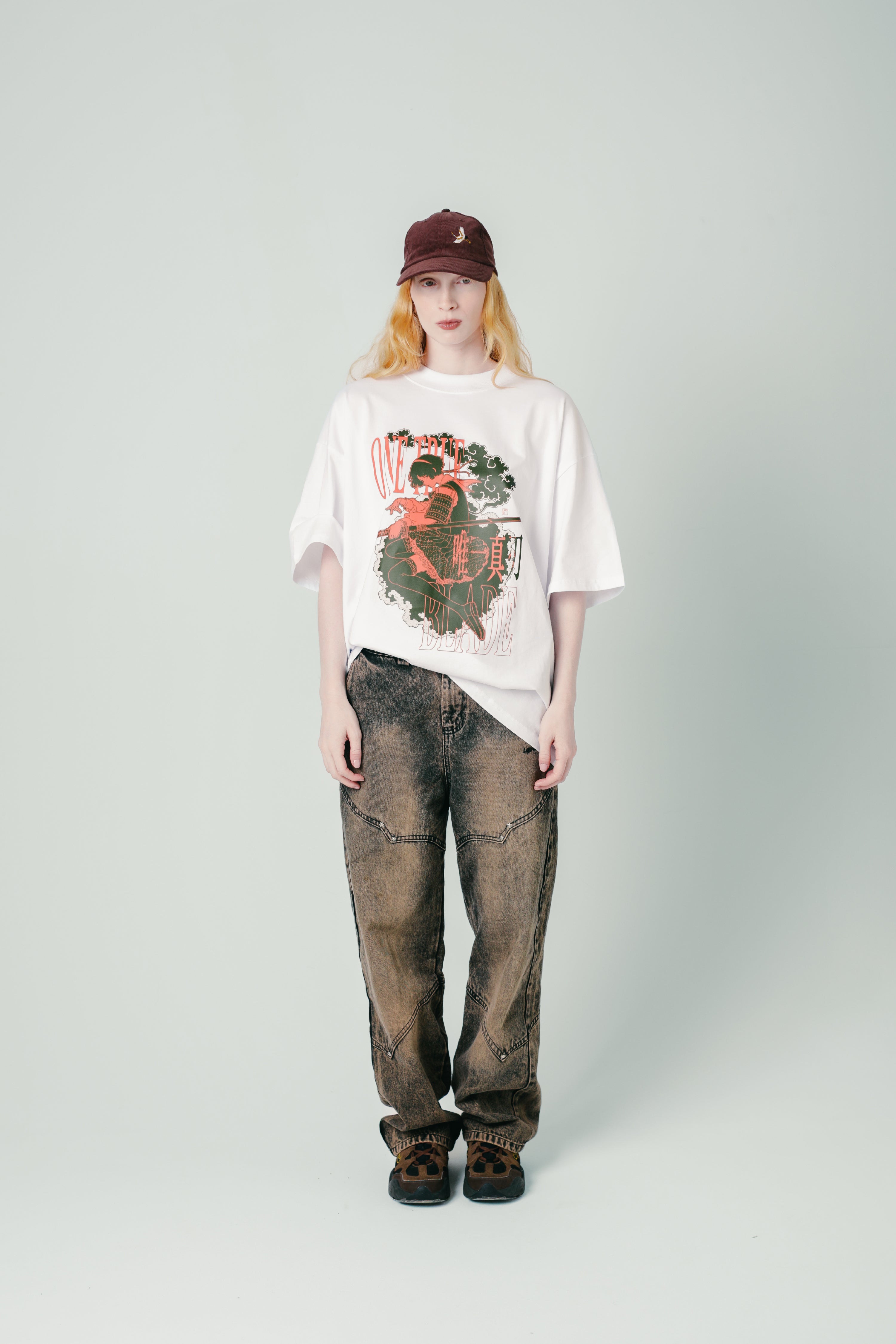 ONE TRUE BLADE • Oversized T-Shirt