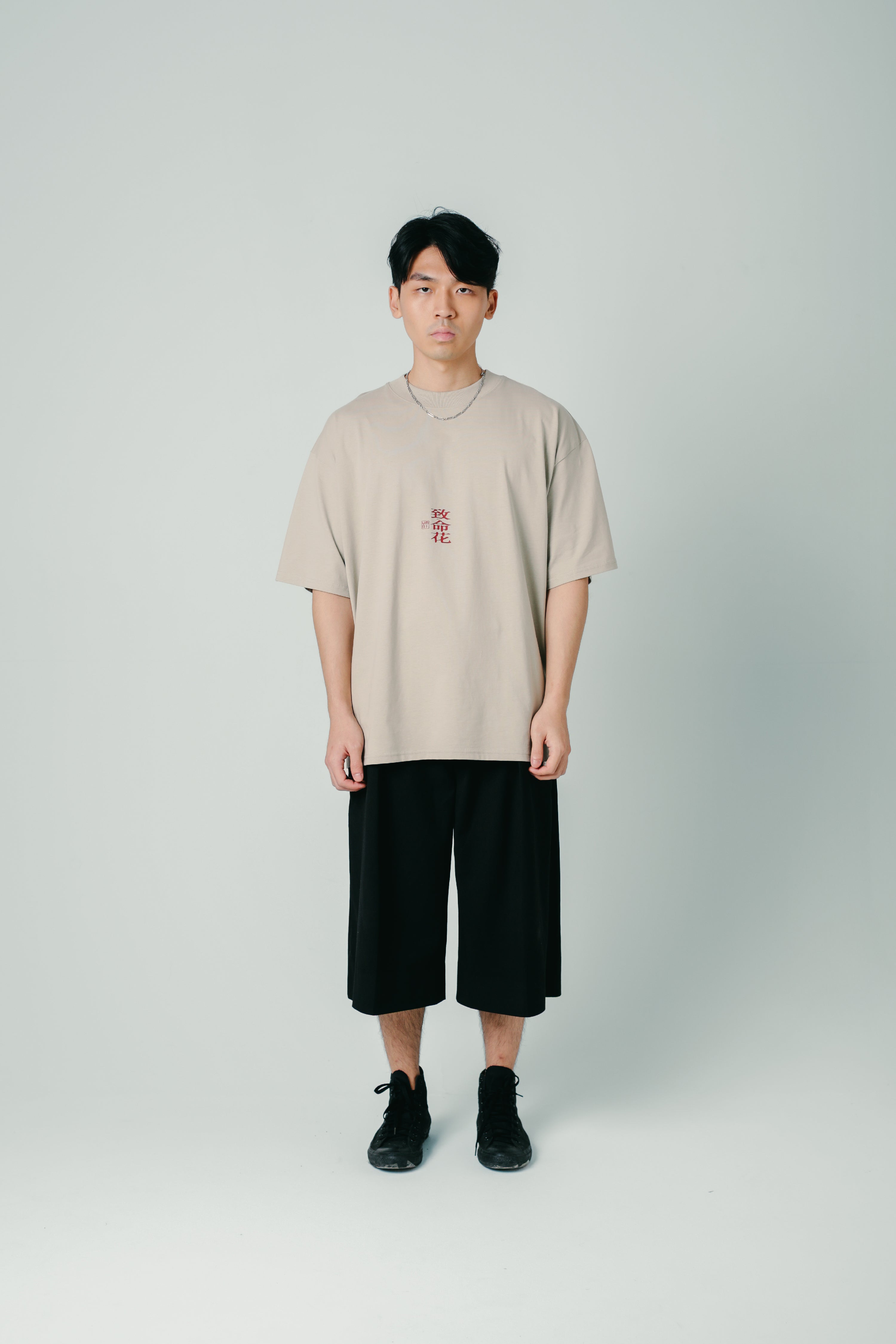 FATAL FLOWER • Oversized T-Shirt