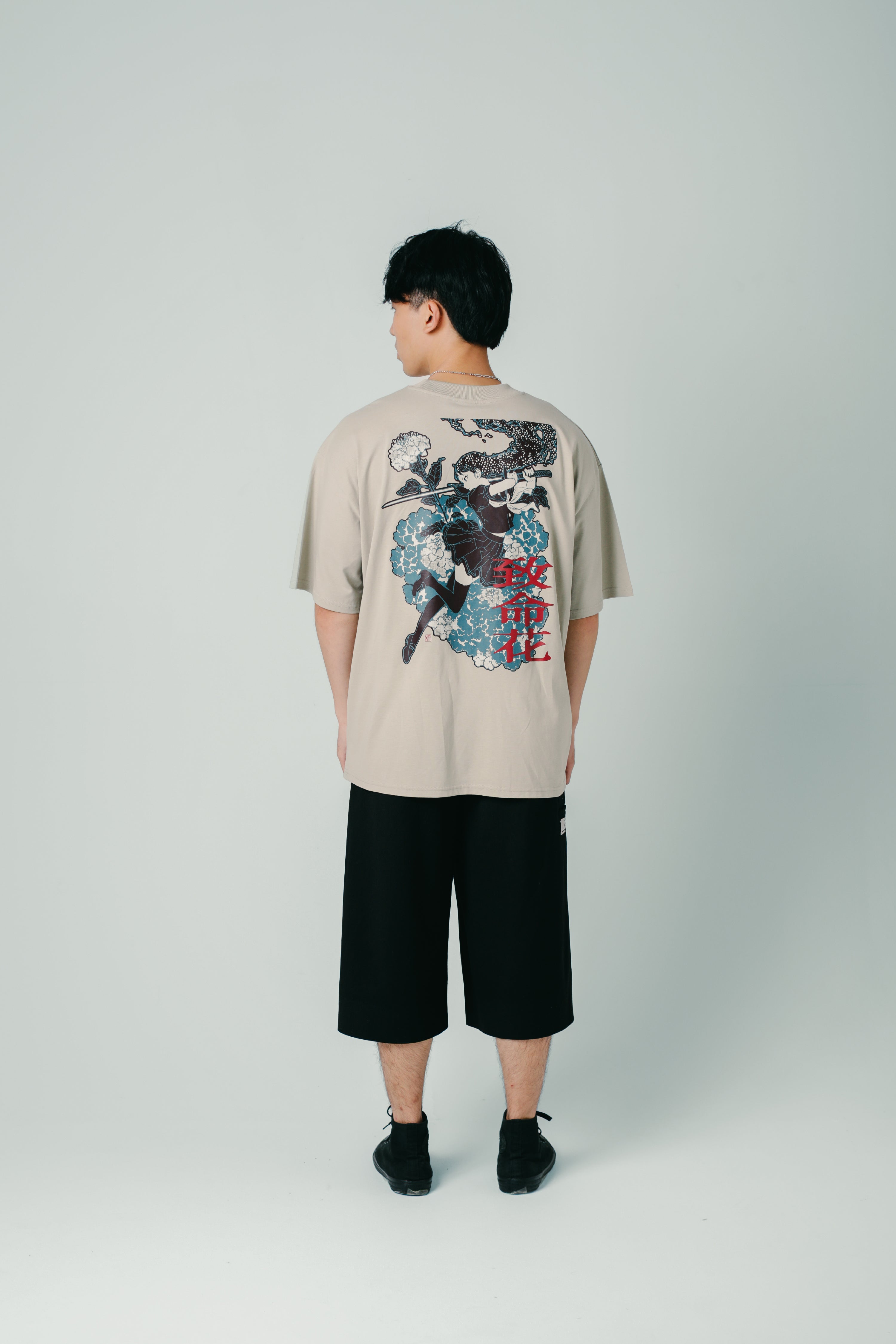 FATAL FLOWER • Oversized T-Shirt
