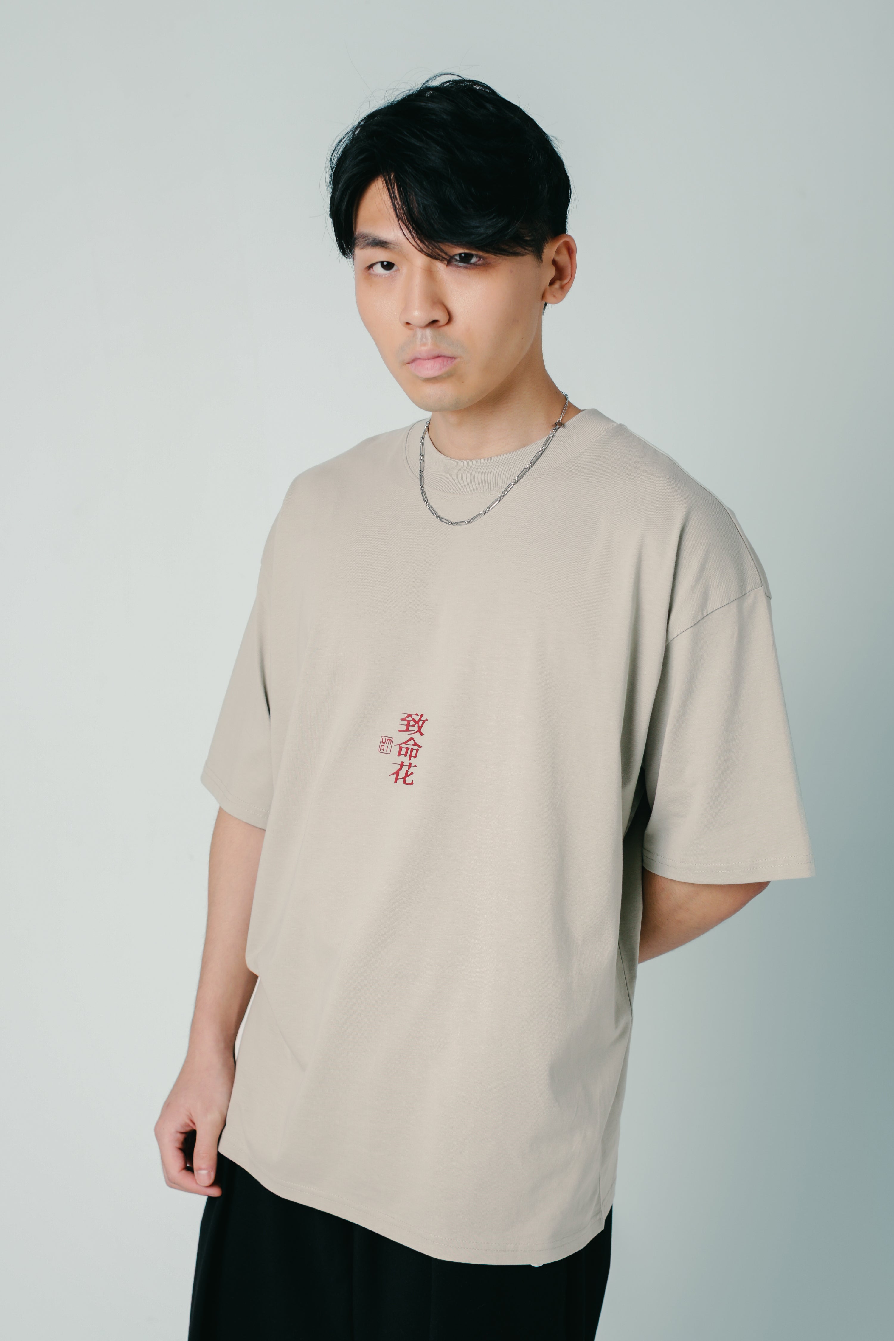 FATAL FLOWER • Oversized T-Shirt