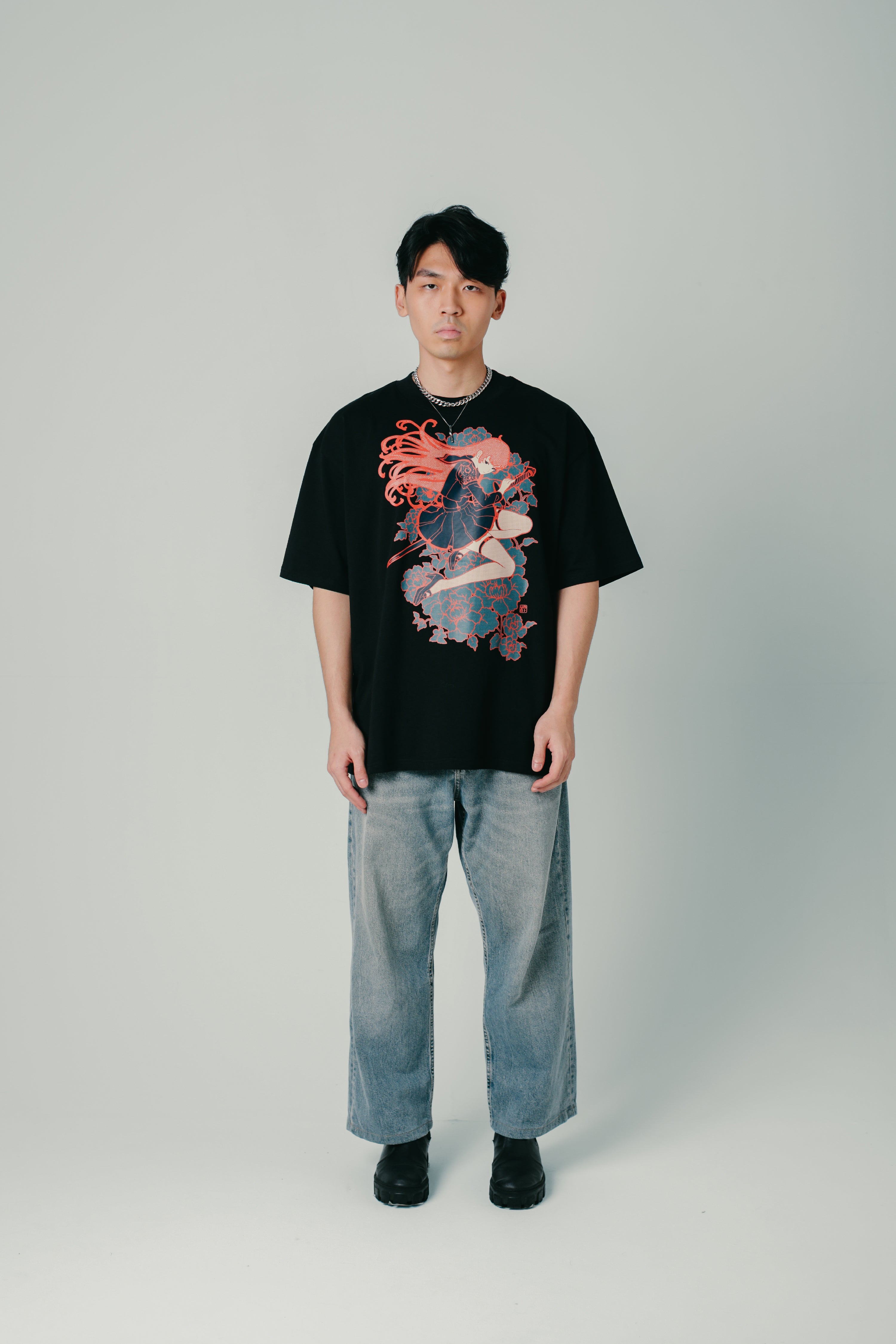 ROYAL GUARD • Oversized T-Shirt