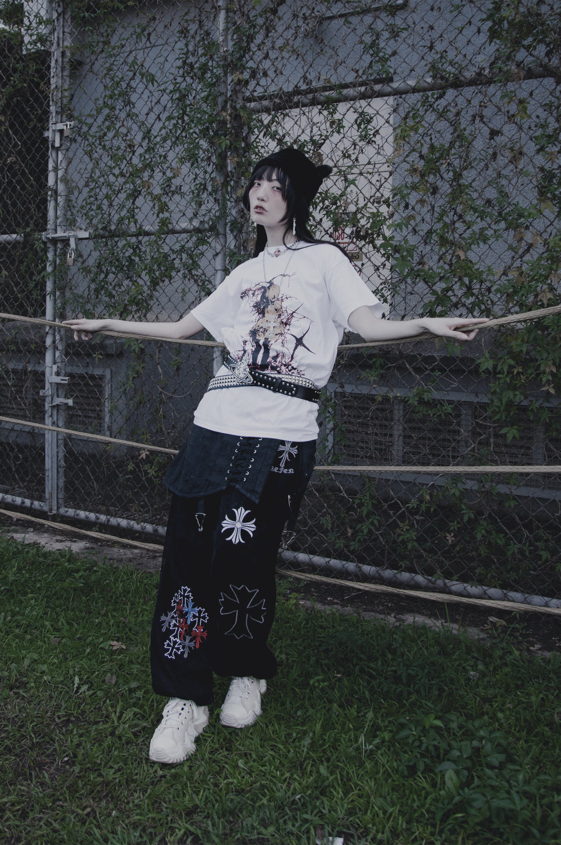 Model wearing the Cursed Pumpkin Oversized T-Shirt from THE MIST