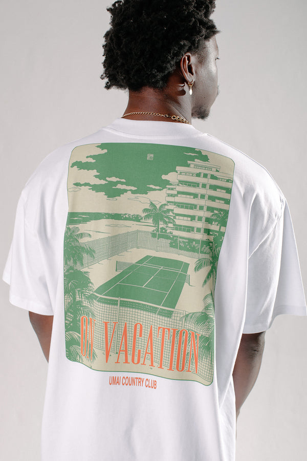 ON VACATION • Oversized T-Shirt